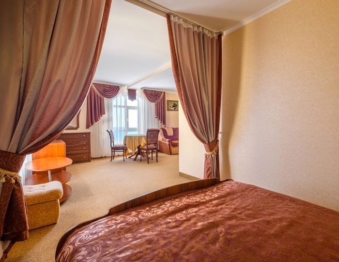 2-местное 2-комн. люкс - Спа-отель «Феодосия»