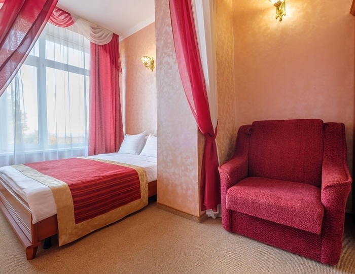 1-мест.(разм. в 2-мест.) полулюкс (вид на море) - Спа-отель «Феодосия»